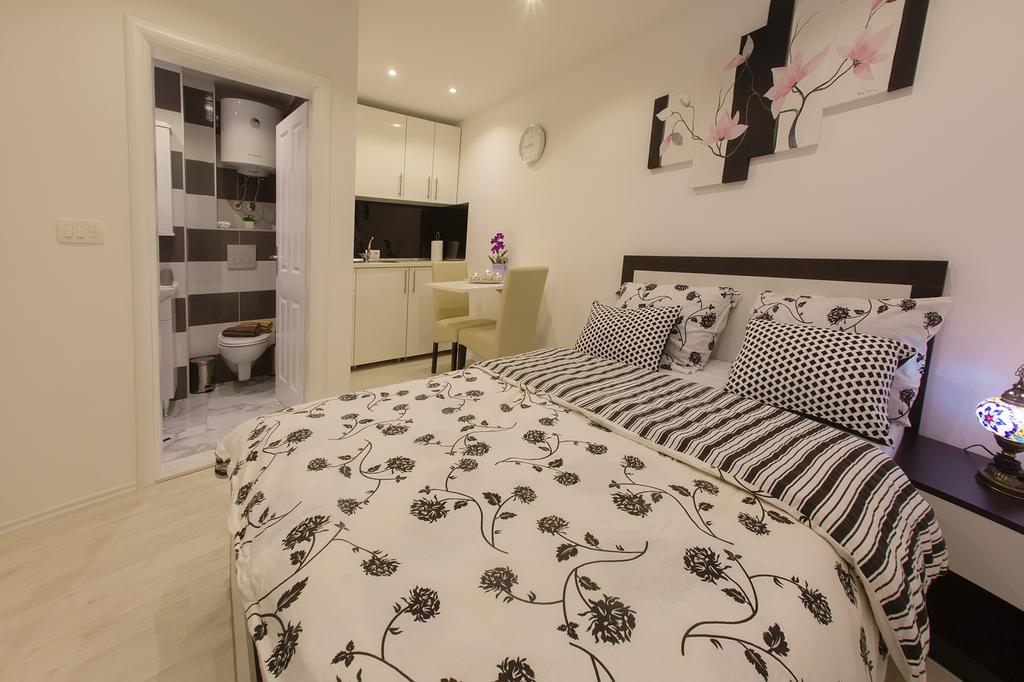 Apartments Aida Мостар Экстерьер фото