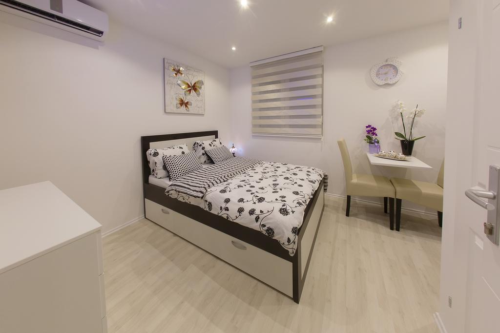 Apartments Aida Мостар Экстерьер фото