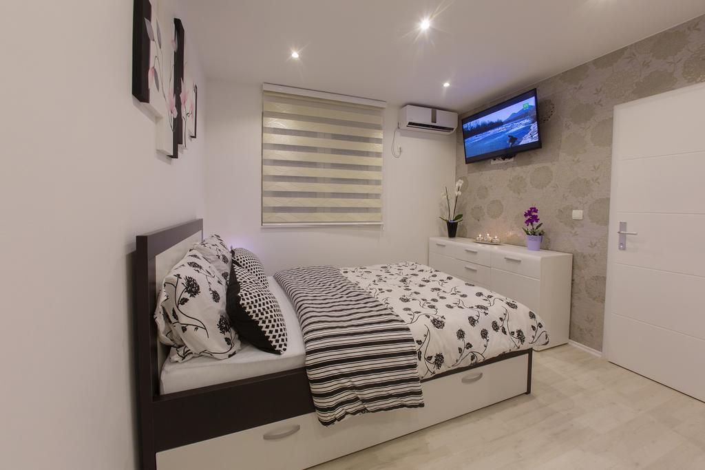 Apartments Aida Мостар Экстерьер фото